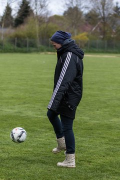 Bild 270 - Frauen TSV Wiemersdorf - SV Henstedt Ulzburg : Ergebnis: 0:4